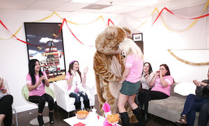 18 year girls lose their virginity while being double sexyed during a foursome